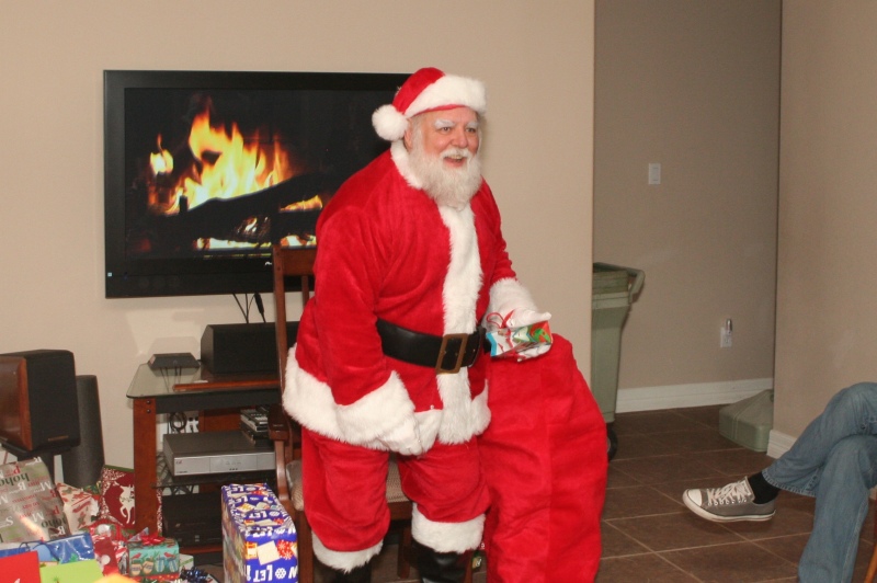 2012-12-24 059 Christmas Eve at T&S.jpg